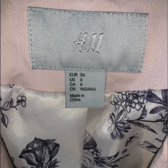 H&M blazer - Picture 2 of 2